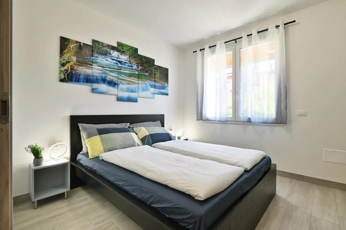 Appartamento Il Girasole - Theater Home Tignale 0*,  Italia