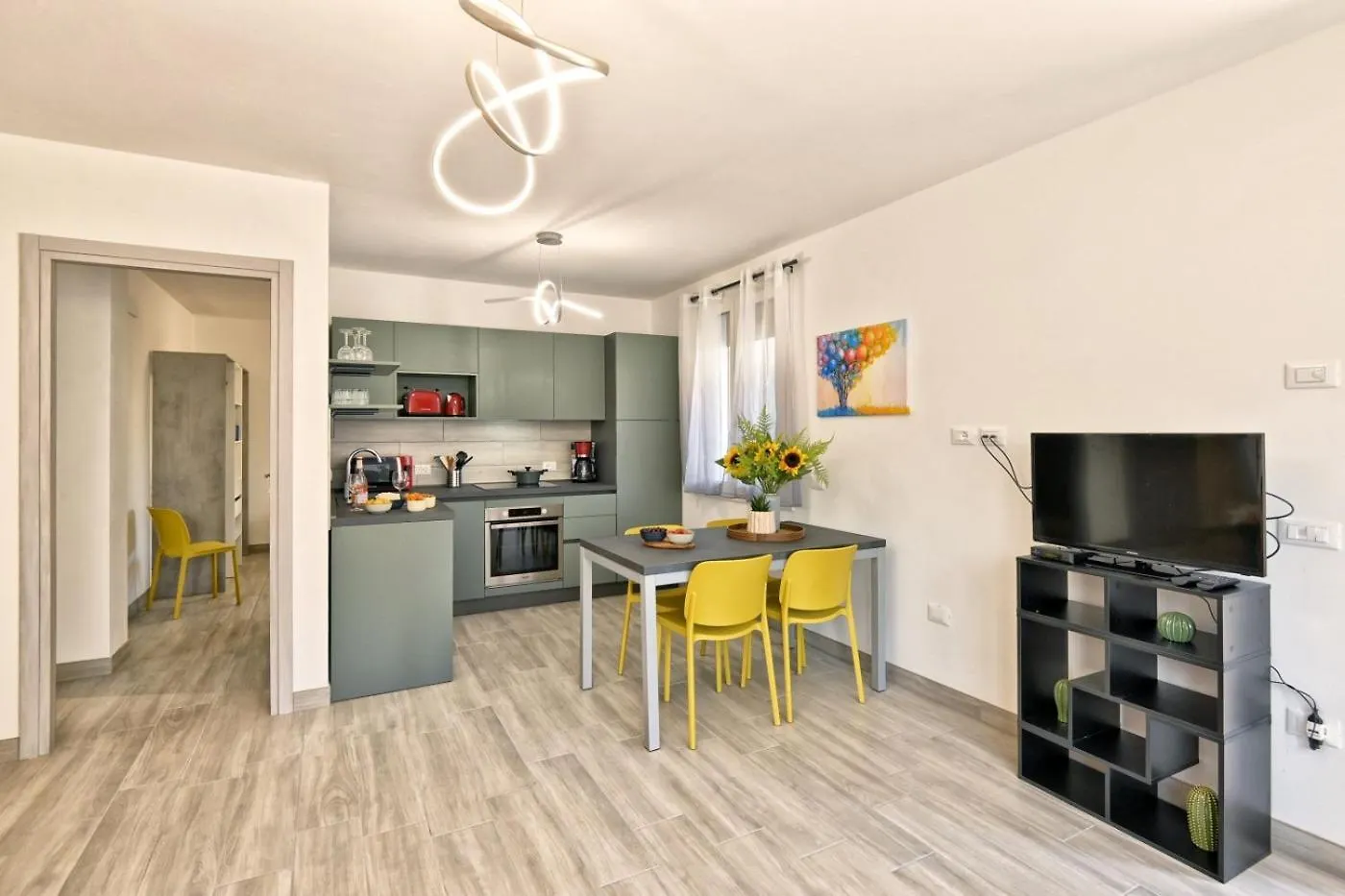 Апартаменты Appartamento Il Girasole - Theater Home Тиньяле Италия